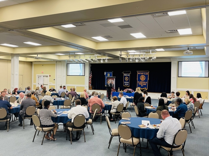 10-19-21-talk-at-clarksville-kiwanis-and-rotary-club-luncheon